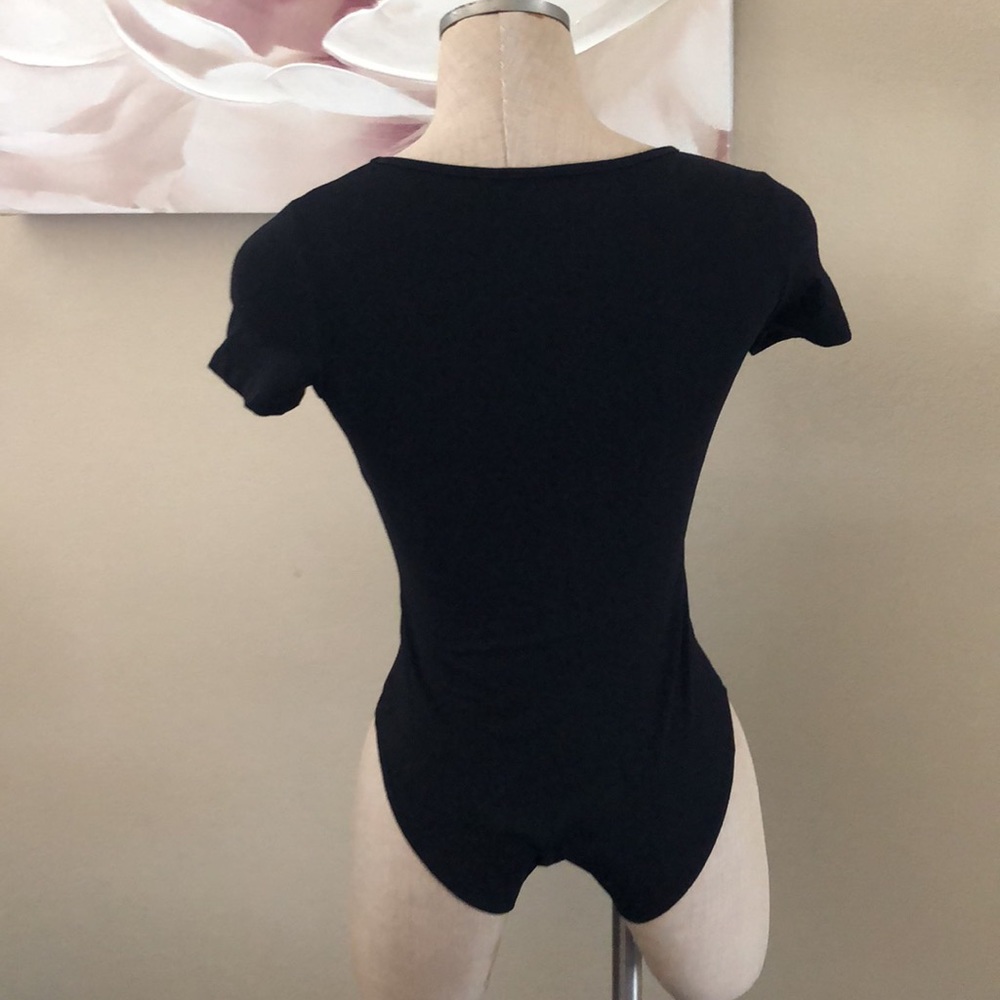 Women's Round Collar Short Sleeve Basic Bodysuits Jumpsuits - Picture 2 of 7